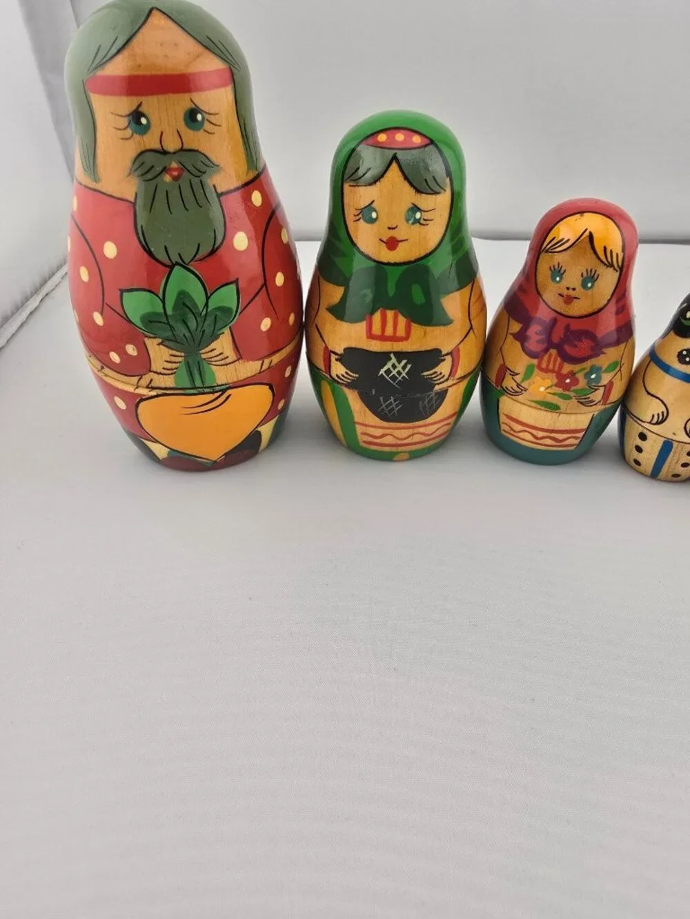 Vintage USSR Nesting Dolls, Stacking Dolls 6 Piece Family